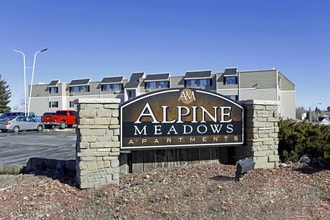 Alpine Meadows in Casper, WY - Foto de edificio - Building Photo