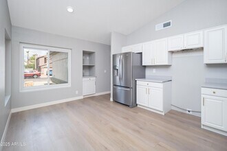 48 N Starboard Dr in Gilbert, AZ - Building Photo - Building Photo
