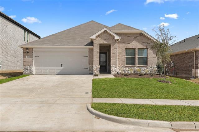 2229 Mustang Wy in Seagoville, TX - Building Photo
