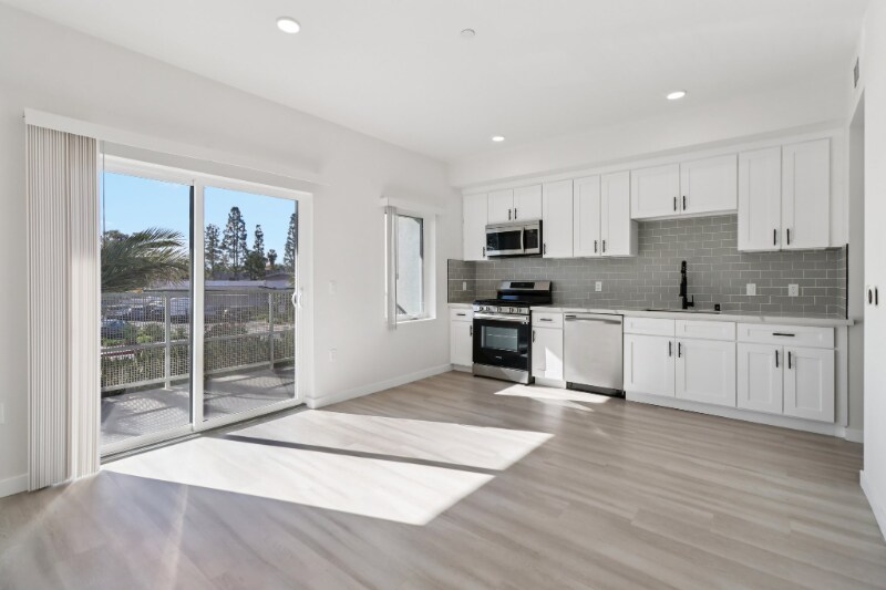 2341 Ulric St in San Diego, CA - Building Photo