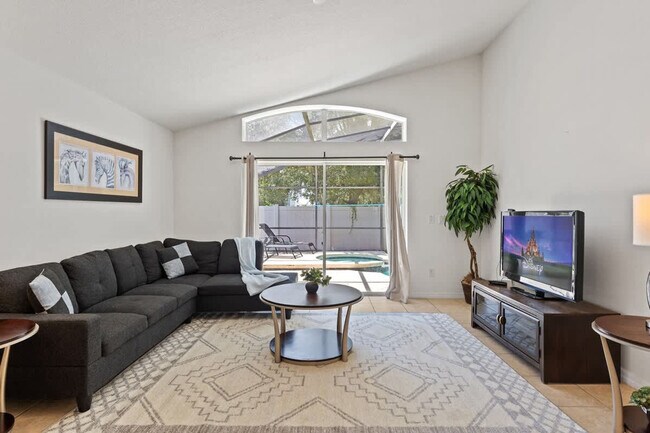 2512 Dharma Cir in Kissimmee, FL - Building Photo - Building Photo