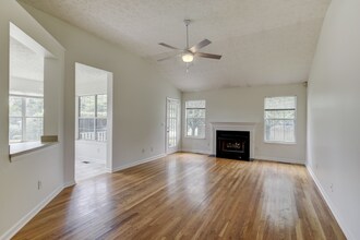 1101 Pebble Creek Ct E in Nashville, TN - Building Photo - Building Photo