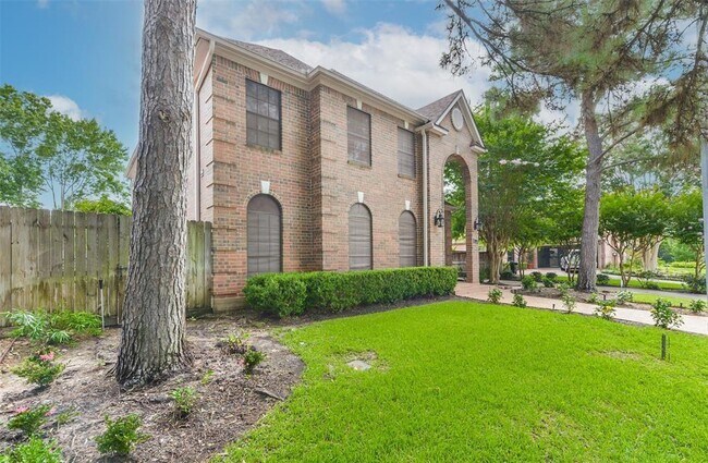 property at 11734 Wickhollow Ln