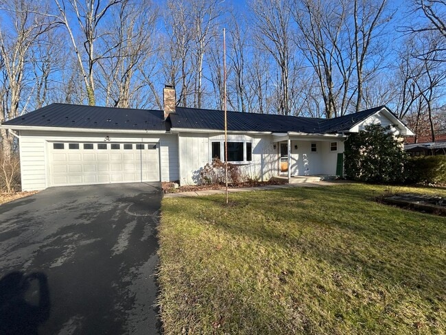 property at 643 Wiltshire Dr