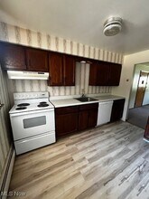 320 E Chestnut St in Lisbon, OH - Building Photo - Building Photo