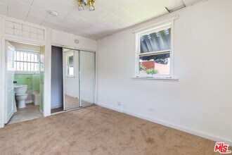 2115 Charlotte St in Los Angeles, CA - Building Photo - Building Photo