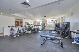 1001 Massachusetts Ave, Unit 2c in Cambridge, MA - Building Photo