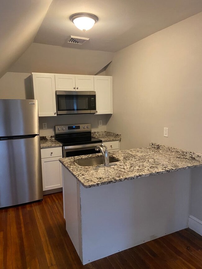 property at 94 Oakland Ave