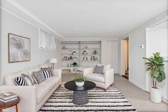 5701 N Keystone Ave in Chicago, IL - Building Photo - Building Photo