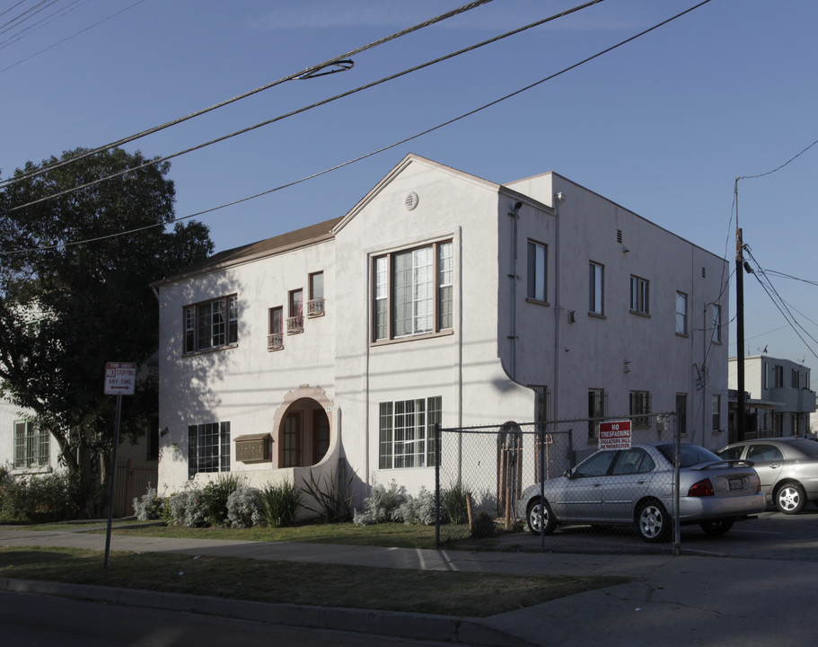 865-867 N Hoover St in Los Angeles, CA - Building Photo