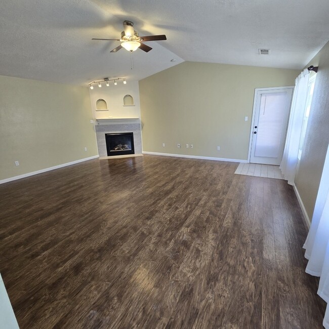 423 Sawtooth St SE in Albuquerque, NM - Building Photo - Building Photo
