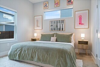 6301 Santos St in Austin, TX - Building Photo - Building Photo