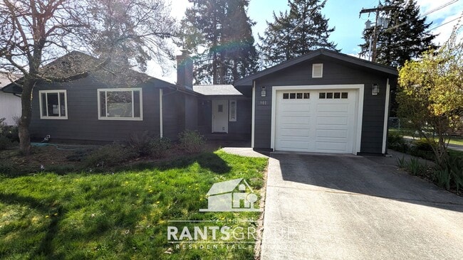 property at 901 Lacey St SE