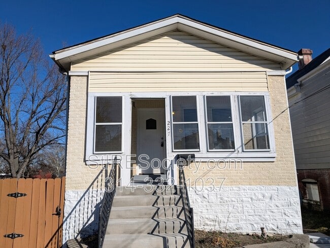 227 Dover St in St. Louis, MO - Building Photo - Building Photo