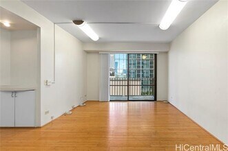225 Queen St in Honolulu, HI - Building Photo - Building Photo