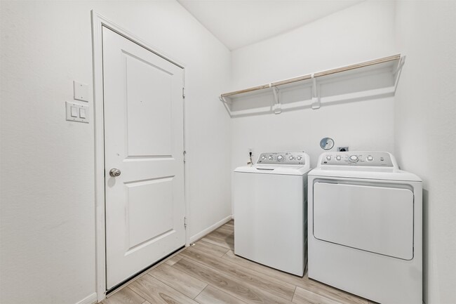 property at 1919 Quiet Gdn Ln