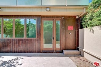 1249 N Formosa Ave in West Hollywood, CA - Building Photo - Building Photo
