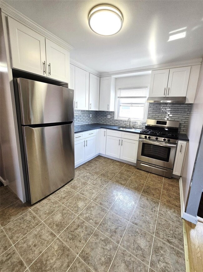 96-08 156th Ave in Queens, NY - Building Photo - Building Photo