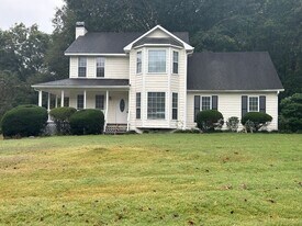 12 Thomas Crossing Dr in Newnan, GA - Building Photo