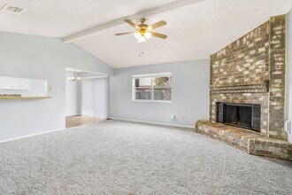 15707 Baytree Dr in Houston, TX - Building Photo - Building Photo