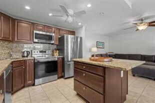 2455 NE 51st St, Unit E207 in Fort Lauderdale, FL - Building Photo