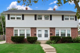 3757 S 80th St in Milwaukee, WI - Building Photo