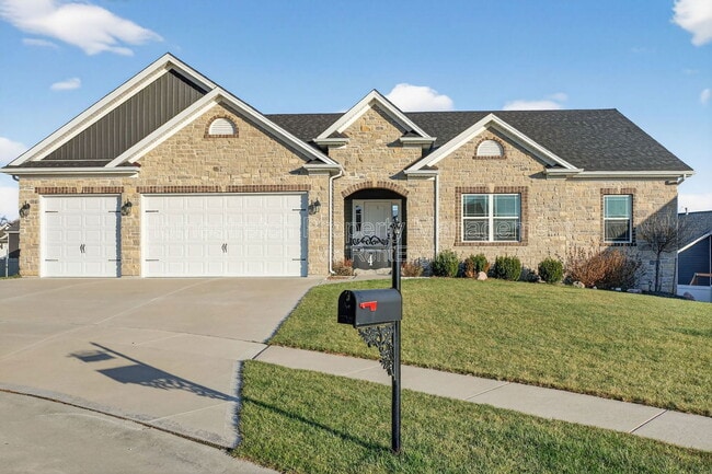 property at 4 Arancio Ct