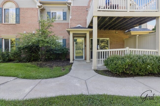 313 Marigold Cir in Westland, MI - Building Photo - Building Photo