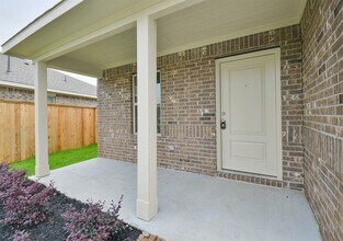 21811 Carpineti Ln in New Caney, TX - Building Photo - Building Photo