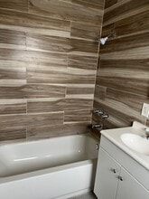 407 Violet Ave, Unit I in Monrovia, CA - Building Photo - Building Photo