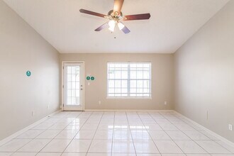 2011 Cardiff Ln in Middleburg, FL - Building Photo - Building Photo