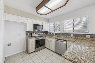 3205 MacArthur Ave in Lago Vista, TX - Building Photo - Building Photo