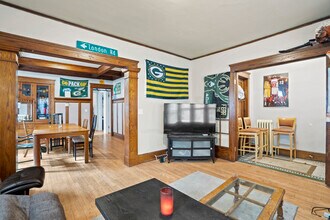 2839 N Maryland Ave, Unit 2839 in Milwaukee, WI - Foto de edificio - Building Photo