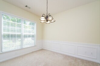 1127 Dunedin Trail in Woodstock, GA - Building Photo - Building Photo