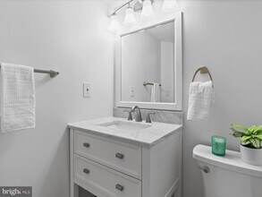 601 Pennsylvania Ave NW in Washington, DC - Building Photo - Building Photo