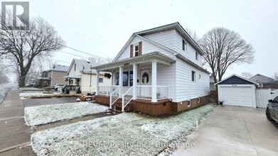 6294 Ker St in Niagara Falls, ON - Building Photo - Building Photo