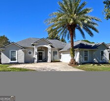 202 Bent Tree Ct in St. Marys, GA - Building Photo