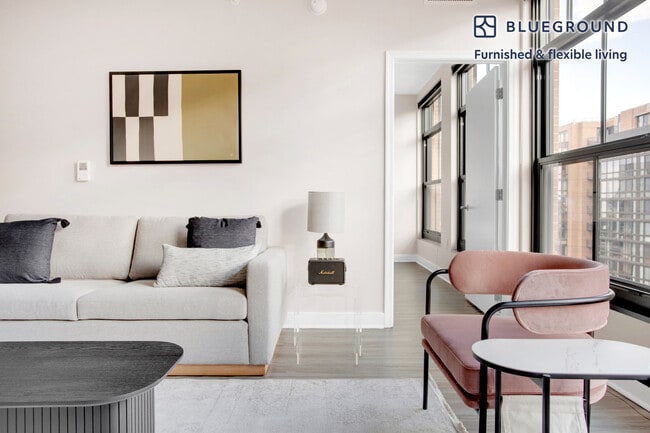 443 New York Ave NW in Washington, DC - Building Photo - Building Photo