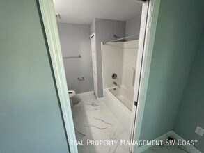 5349 29th St SW in Lehigh Acres, FL - Building Photo - Building Photo