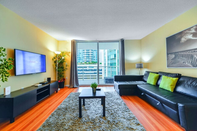 1200 Brickell Bay Dr