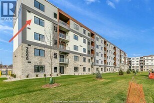 2600 Sandwich W Pkwy in Lasalle, ON - Building Photo