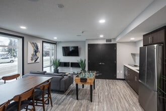 University Heights - Westrich Group of Properties in Edmonton, AB - Building Photo - Interior Photo