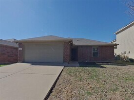 12216 Hunters Crossing Ln in Burleson, TX - Building Photo