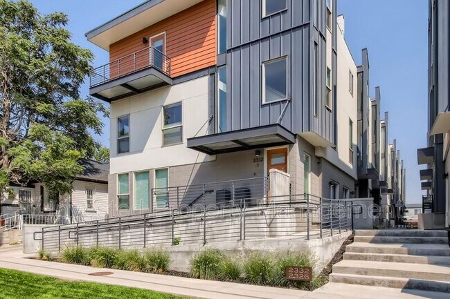 property at 2332 Decatur St
