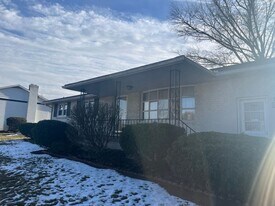 2006 White St in York, PA - Building Photo