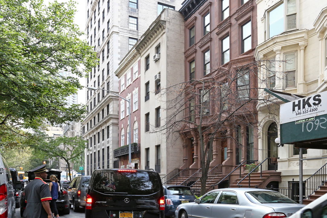 52 E 64th St in New York, NY - Foto de edificio