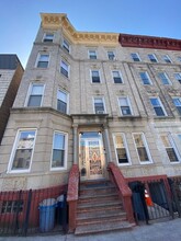 208 Sumpter St in Brooklyn, NY - Building Photo - Building Photo