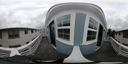 11683 Chandler Blvd in North Hollywood, CA - Foto de edificio - Building Photo