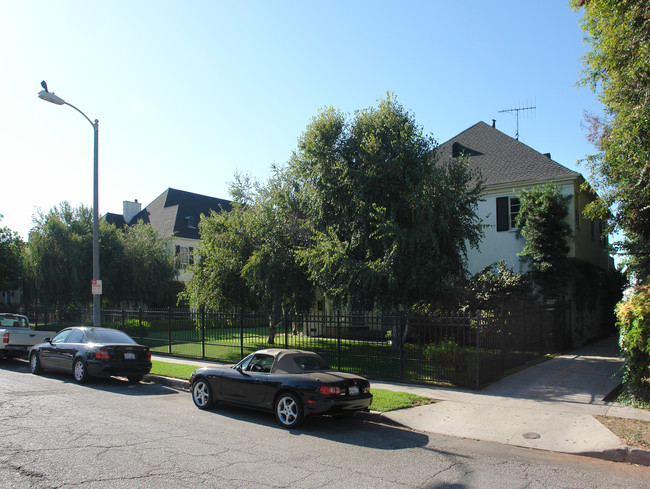 5314 Loma Linda Ave in Los Angeles, CA - Foto de edificio - Building Photo