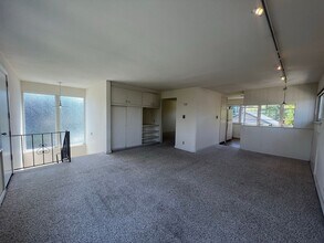 2015 43rd Ave E in Seattle, WA - Foto de edificio - Building Photo